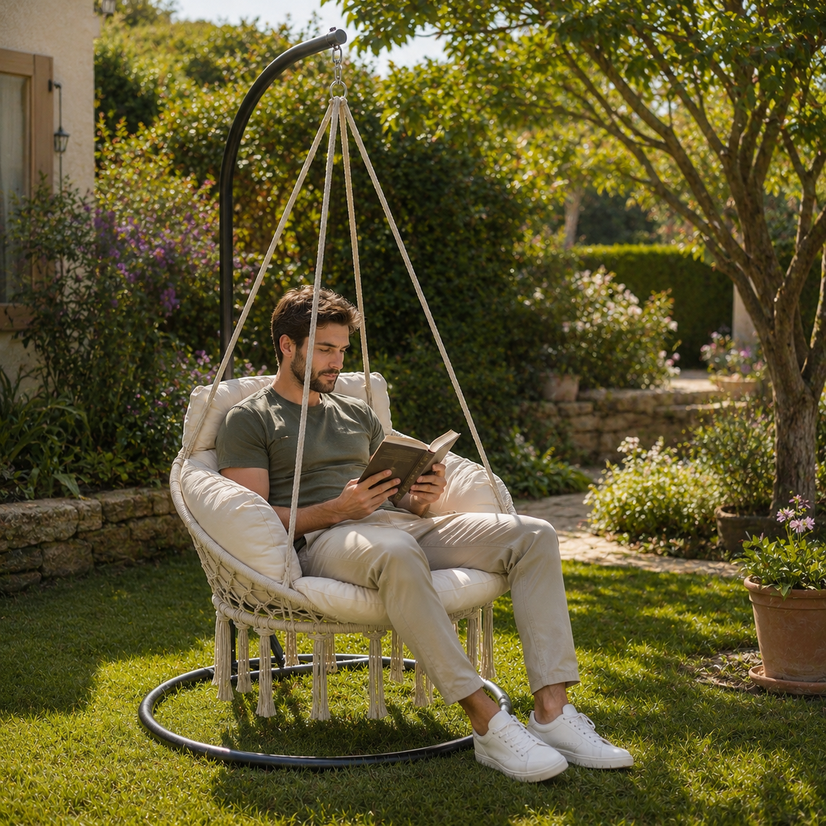 Fringed Hanging Chair | Evora